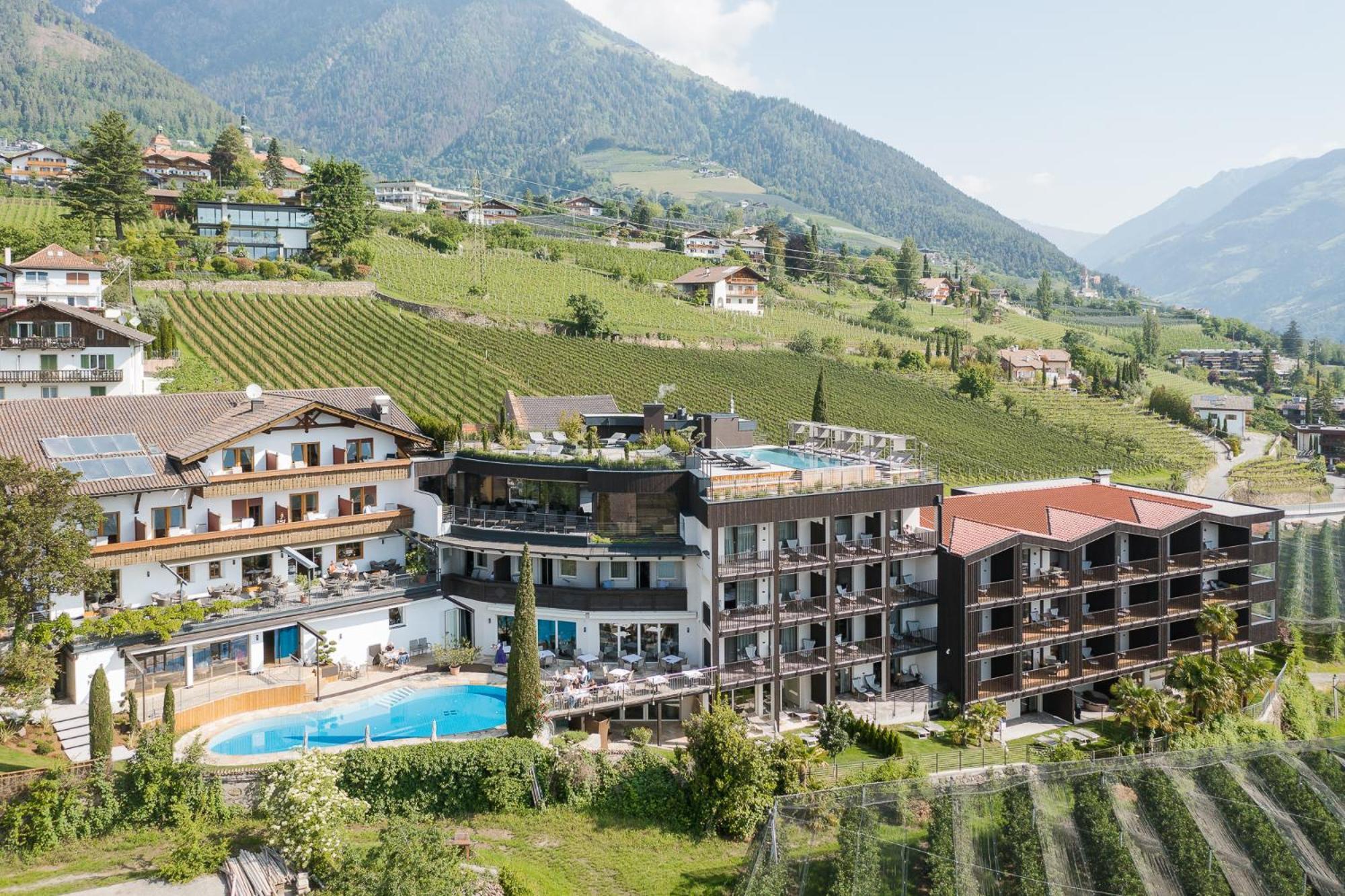Landsitz Stroblhof Hotel Tirolo Eksteriør billede